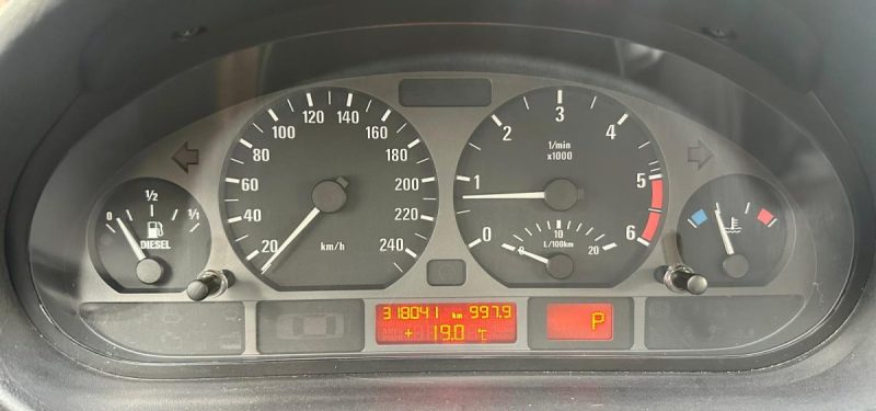 BMW SERIE 3 E46 330xd 204ch LUXE TOURING 