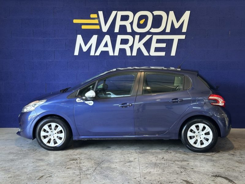 PEUGEOT 208 1.0 VTI 68 CH BVM LIKE / COURROIE A JOUR 2014