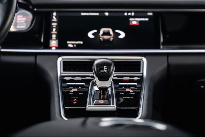 PORSCHE PANAMERA 4 SPORT TURISMO / PANO / BOSE 
