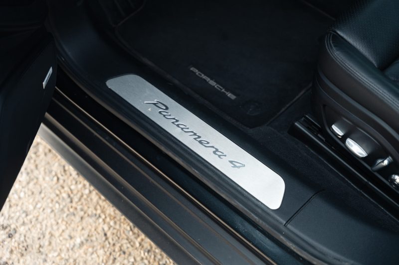 PORSCHE PANAMERA 4 SPORT TURISMO / PANO / BOSE 