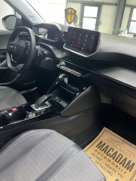 PEUGEOT 2008 1.5 BLUEHDI 130CH ALLURE BUSINESS EAT8 