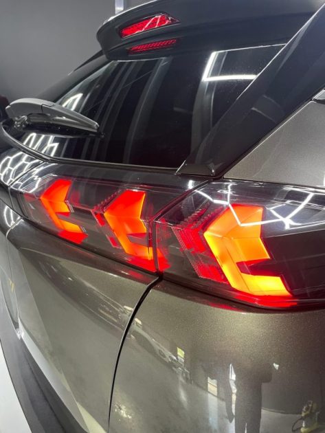 PEUGEOT 2008 1.5 BLUEHDI 130CH ALLURE BUSINESS EAT8 