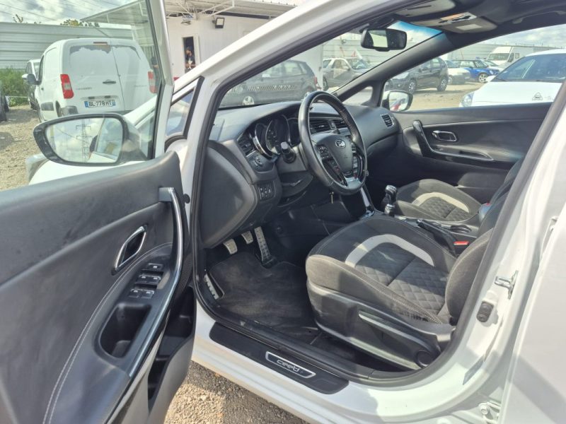 KIA CEE-D 1.0 T-GDI 120CH ISG GT LINE 2015