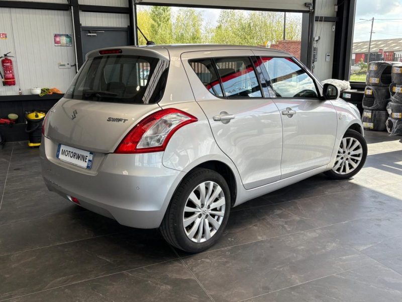 🔹 Suzuki Swift 1.2 VVT 94 Ch ☀️Toit ouvrant 📱 Bluetooth❄️  Climatisation🛡️ Garantie 6 mois