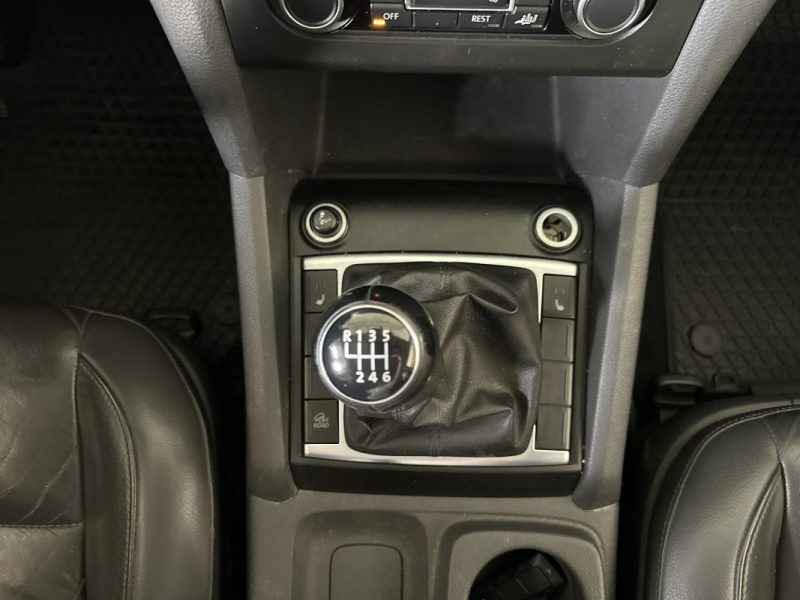 VOLKSWAGEN  AMAROK 2.0 TDI 163 CH 4 MOTION BVM EDITION VSD  2012