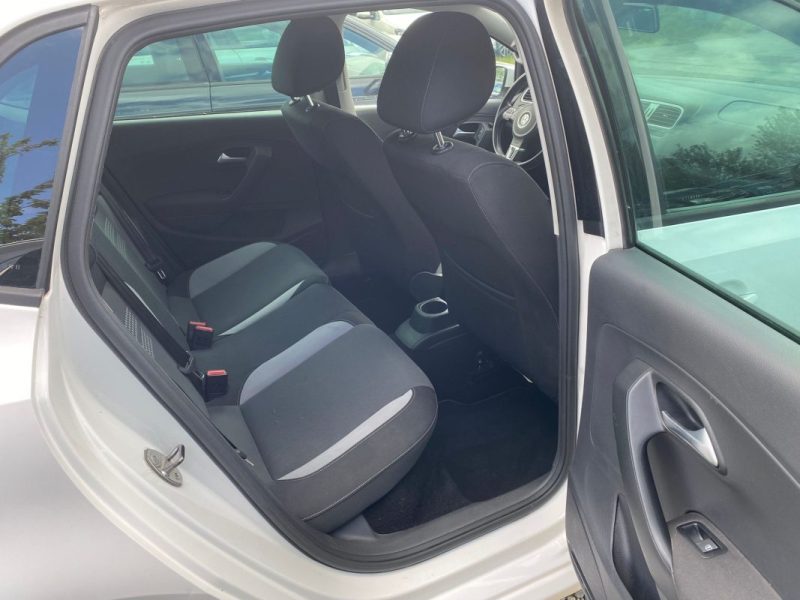 VOLKSWAGEN POLO 1.6 TDI 90CH CONFORTLINE / Garantie 3 mois