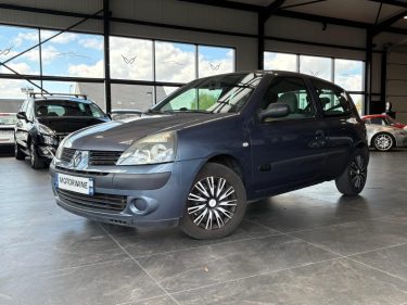 🚗 RENAULT CLIO CAMPUS 1.2 ⚙️ 87 000 km 📊 ❄️ Climatisation 📻 Autoradio