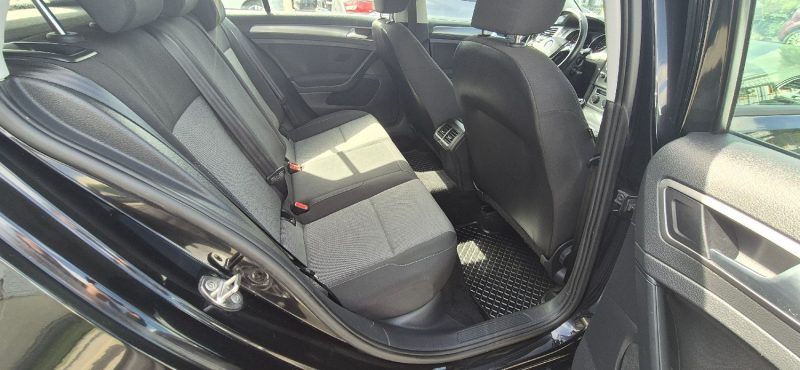 VOLKSWAGEN GOLF VII 1.6 TDI 105CH BLUEMOTION TECHNOLOGY  CONFORTLINE 2013