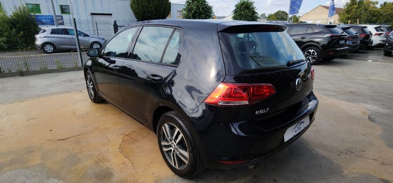 VOLKSWAGEN GOLF VII 1.6 TDI 105CH BLUEMOTION TECHNOLOGY  CONFORTLINE 2013