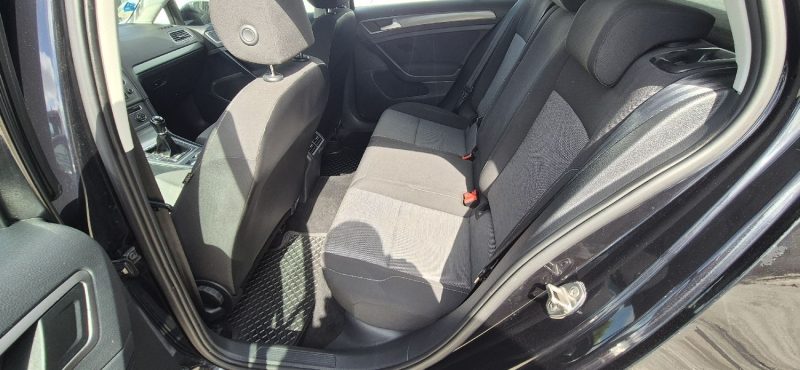 VOLKSWAGEN GOLF VII 1.6 TDI 105CH BLUEMOTION TECHNOLOGY  CONFORTLINE 2013