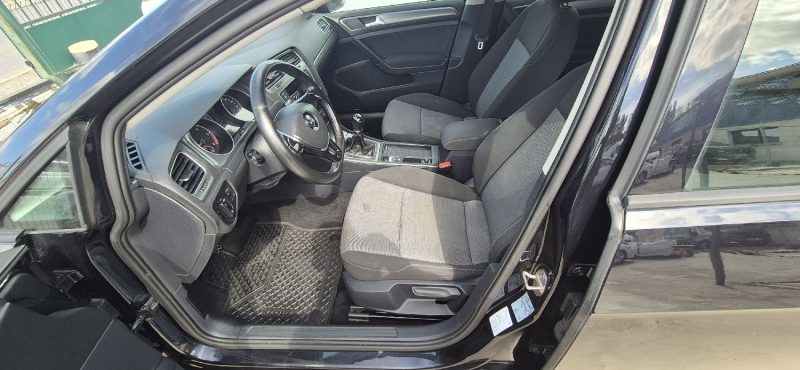 VOLKSWAGEN GOLF VII 1.6 TDI 105CH BLUEMOTION TECHNOLOGY  CONFORTLINE 2013