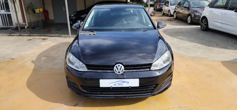 VOLKSWAGEN GOLF VII 1.6 TDI 105CH BLUEMOTION TECHNOLOGY  CONFORTLINE 2013