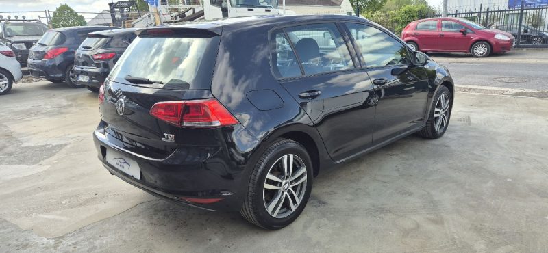 VOLKSWAGEN GOLF VII 1.6 TDI 105CH BLUEMOTION TECHNOLOGY  CONFORTLINE 2013