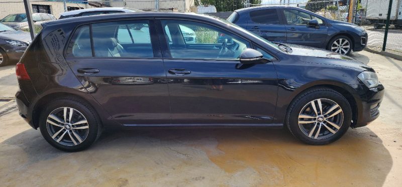 VOLKSWAGEN GOLF VII 1.6 TDI 105CH BLUEMOTION TECHNOLOGY  CONFORTLINE 2013