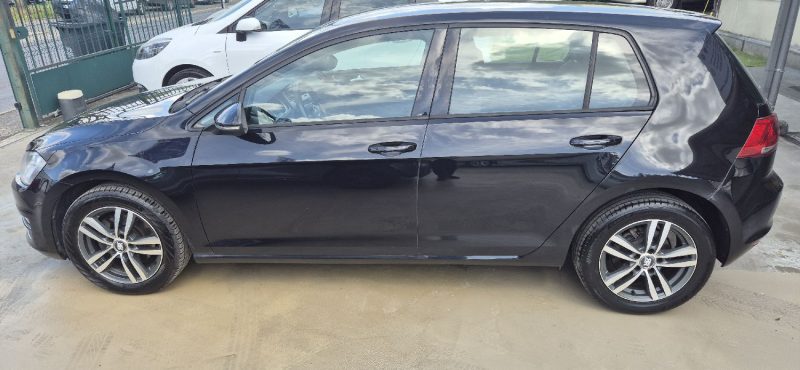 VOLKSWAGEN GOLF VII 1.6 TDI 105CH BLUEMOTION TECHNOLOGY  CONFORTLINE 2013