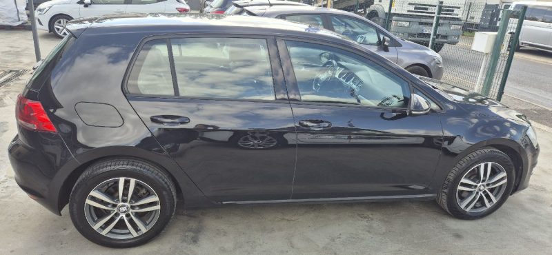 VOLKSWAGEN GOLF VII 1.6 TDI 105CH BLUEMOTION TECHNOLOGY  CONFORTLINE 2013