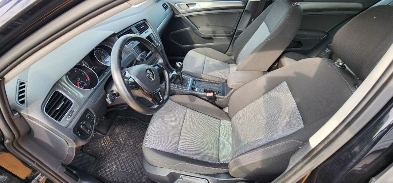 VOLKSWAGEN GOLF VII 1.6 TDI 105CH BLUEMOTION TECHNOLOGY  CONFORTLINE 2013