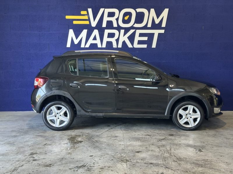 DACIA  SANDERO 1.5 BLUE DCI 90 STEPWAY  2013