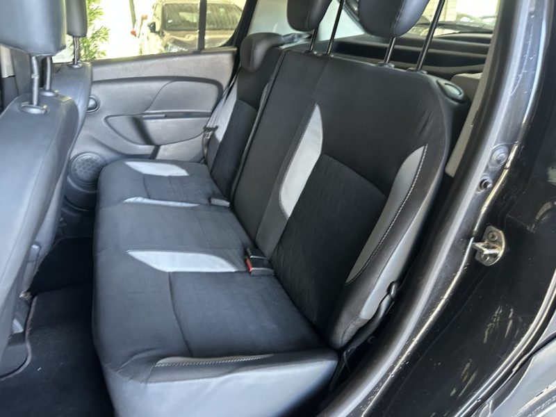 DACIA  SANDERO 1.5 BLUE DCI 90 STEPWAY  2013