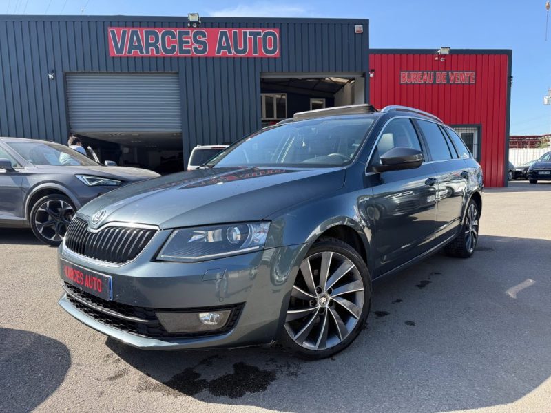 SKODA OCTAVIA COMBI  2.0 TDI 150 CV DSG LAURIN KLEMENT TOIT OUVRANT PANORAMIQUE  