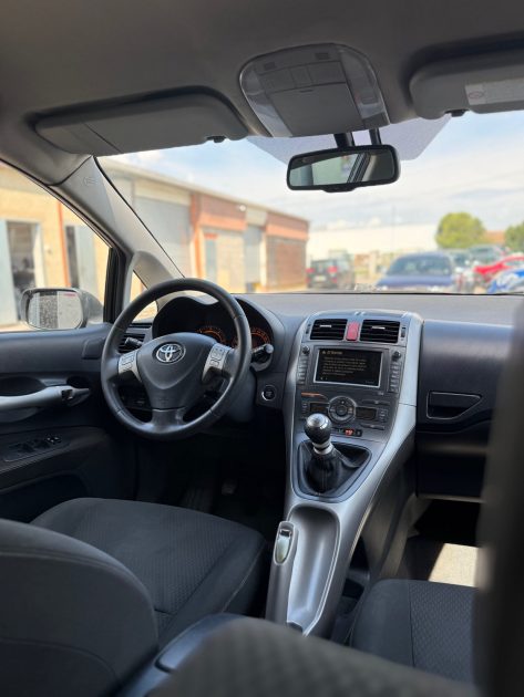 TOYOTA AURIS 177 D4D CLEAN POWER 2009