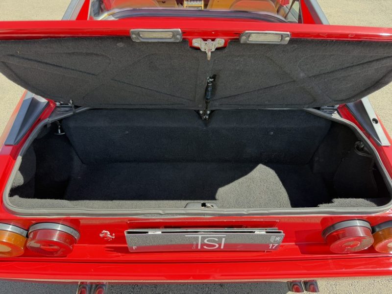 FERRARI MONDIAL T 300CV -1989