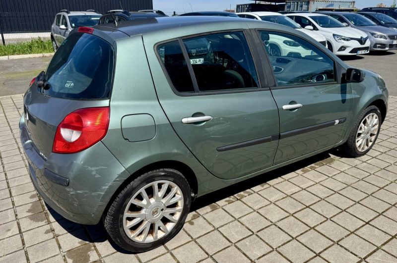 RENAULT CLIO 3 PREMIERE MAIN 1.5 DCI 86CH  2007