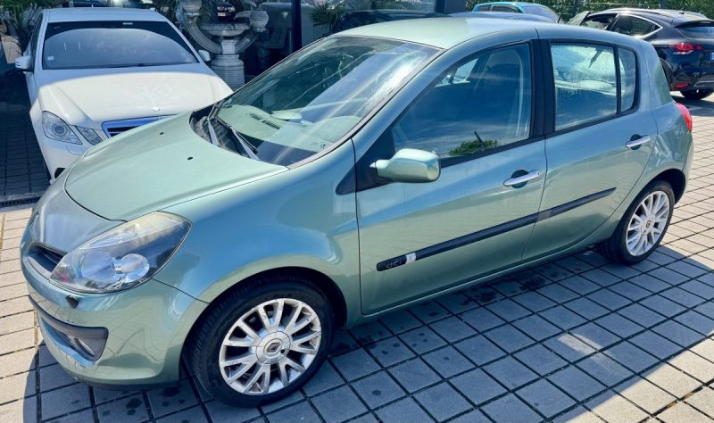 RENAULT CLIO 3 PREMIERE MAIN 1.5 DCI 86CH  2007