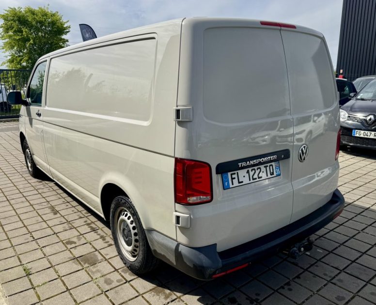 VOLKSWAGEN TRANSPORTER MK VI CAMIONNETTE  2019