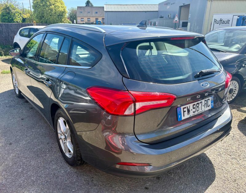FORD FOCUS 