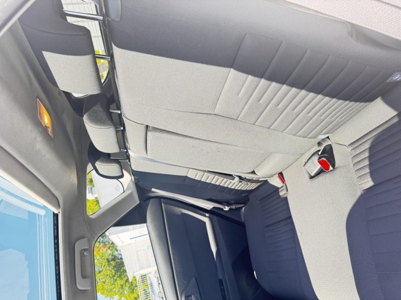 TOYOTA AURIS HSD 136H DESIGN BUSINESS 2016