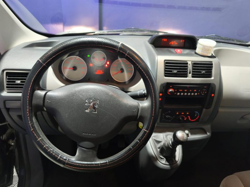 PEUGEOT EXPERT L2H1 2.0 HDI 120cv 5 PLACES AMENAGE