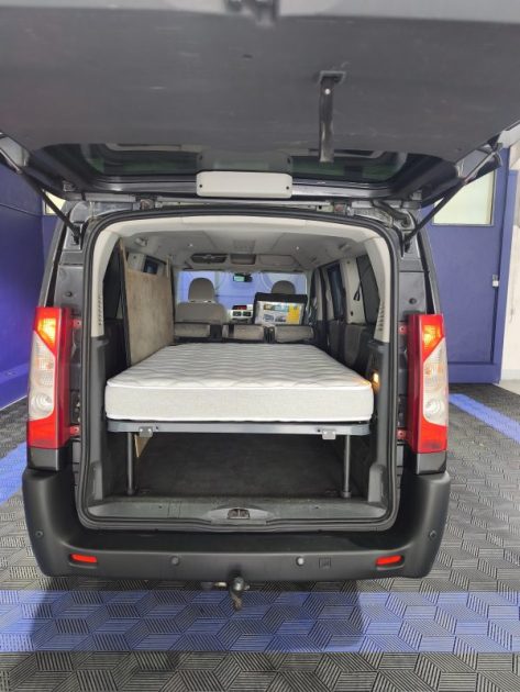 PEUGEOT EXPERT L2H1 2.0 HDI 120cv 5 PLACES AMENAGE