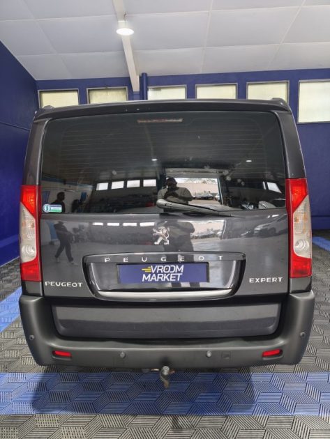 PEUGEOT EXPERT L2H1 2.0 HDI 120cv 5 PLACES AMENAGE