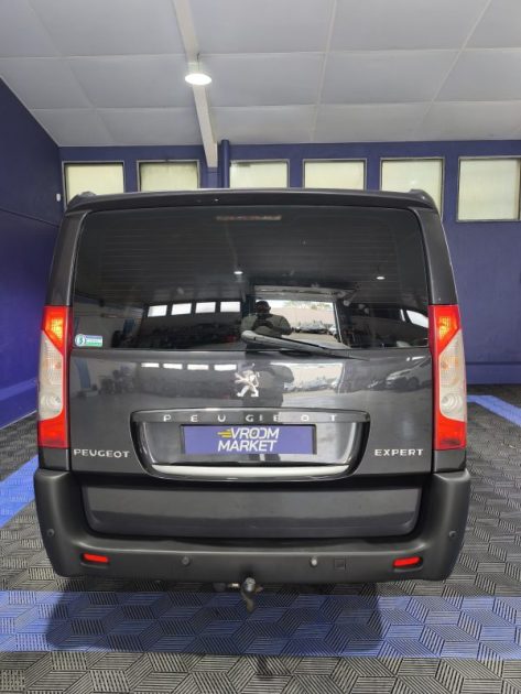 PEUGEOT EXPERT L2H1 2.0 HDI 120cv 5 PLACES AMENAGE
