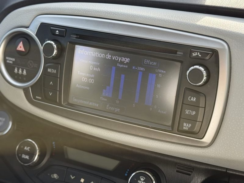 Toyota Yaris Hsd 100h Style  - Hybrid - Clim - Boite Auto - Révisée & Garantie 6 Mois