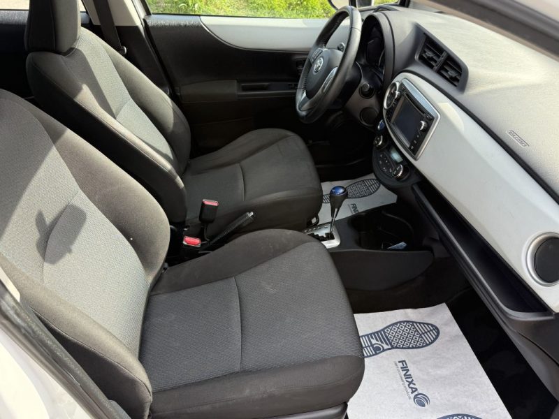 Toyota Yaris Hsd 100h Style  - Hybrid - Clim - Boite Auto - Révisée & Garantie 6 Mois