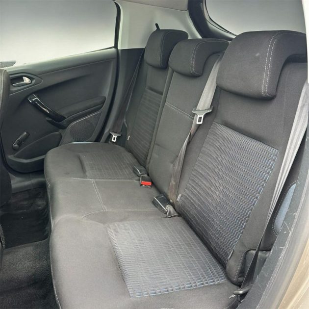 PEUGEOT 208 1.6 E-HDI 92 ACTIVE 2012