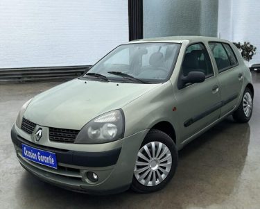 RENAULT CLIO  2002