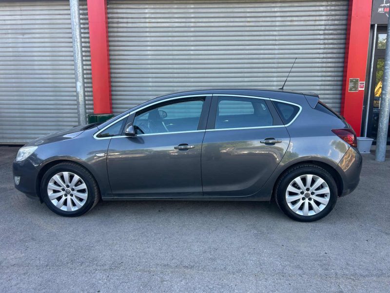 OPEL ASTRA 1.7 CDTI 125 SPORT 2010