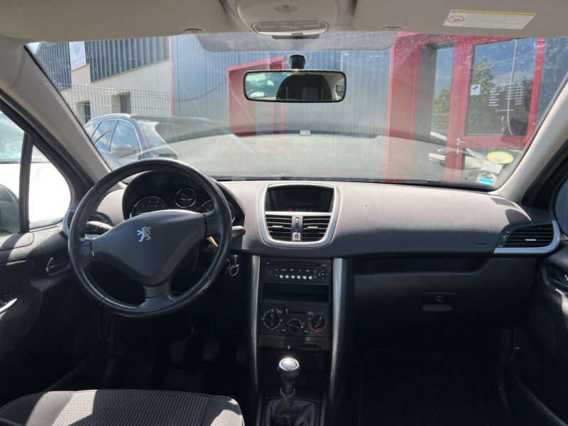 Peugeot 207 1.4 VTi Premium / Garantie 3/12 Mois