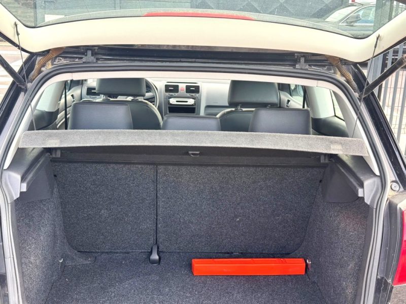 VOLKSWAGEN GOLF V 1.9 TDI 90CV 