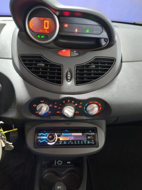 RENAULT TWINGO II 1.2 75Cv  édition WALKMAN 1er MAIN 14.119km 2011