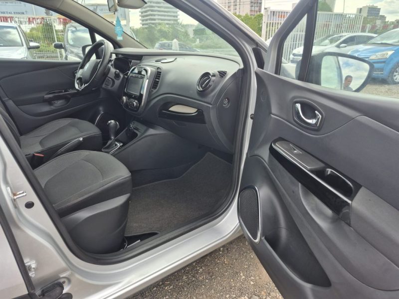  RENAULT Captur I 1.5 dCi EDC6  90 cv Boîte auto