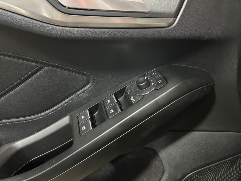 FORD FOCUS 4 1.0 ECOBOOST 125 TREND BUSINESS BA 02/2022 PRIX TTC 8990 € PRIX HT : 7491 €
