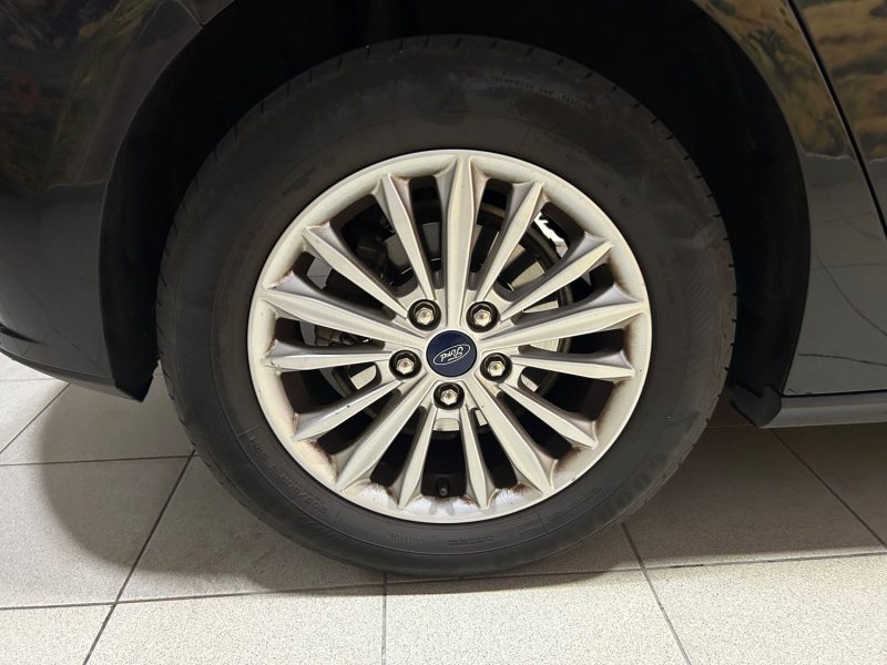 FORD FOCUS 4 1.0 ECOBOOST 125 TREND BUSINESS BA 02/2022 PRIX TTC 8990 € PRIX HT : 7491 €