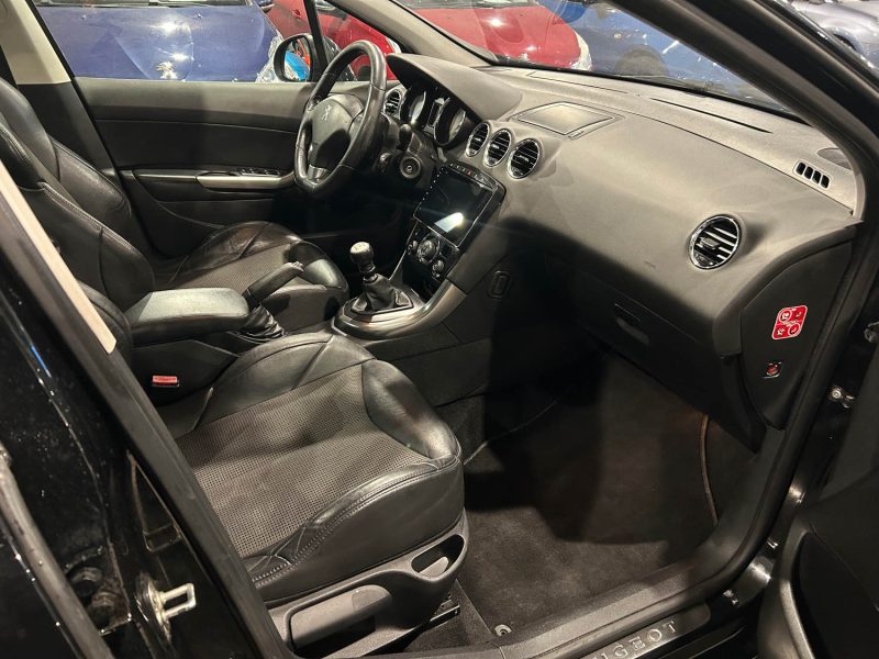 PEUGEOT 308  1.6 HDI 90CH 