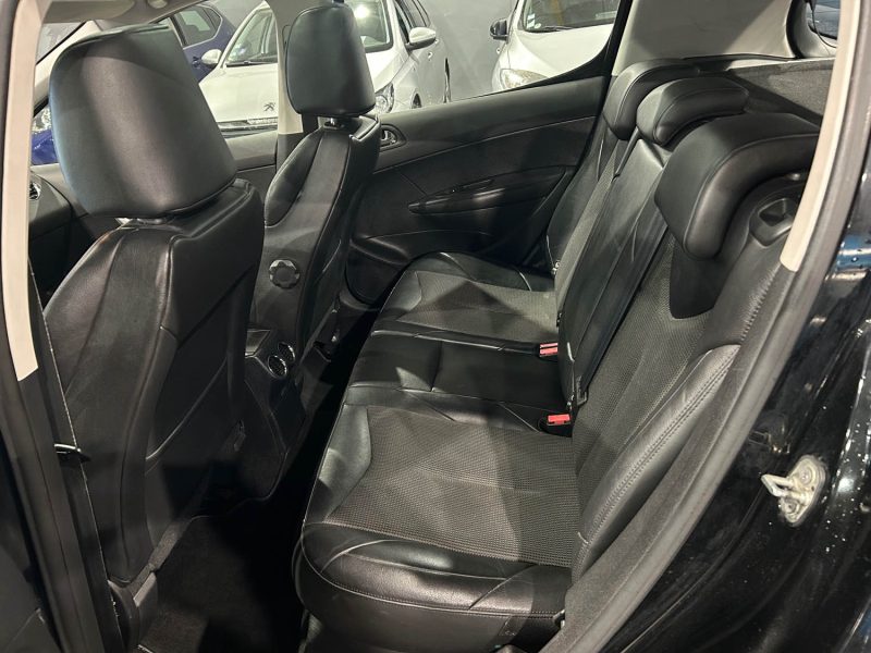 PEUGEOT 308  1.6 HDI 90CH 