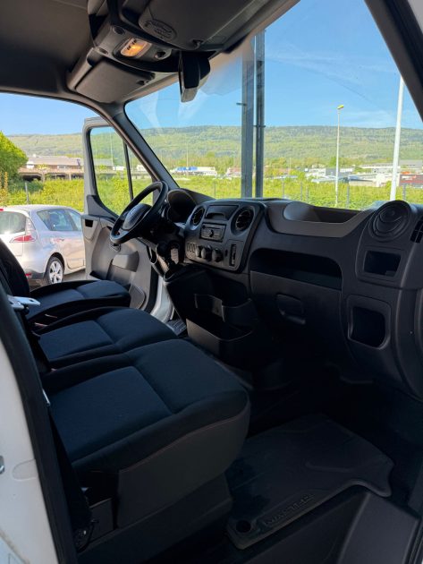 Renault Master 3 L2H2 2.3 dci 135ch Energy Grand Confort - Suivi et Entretenu
