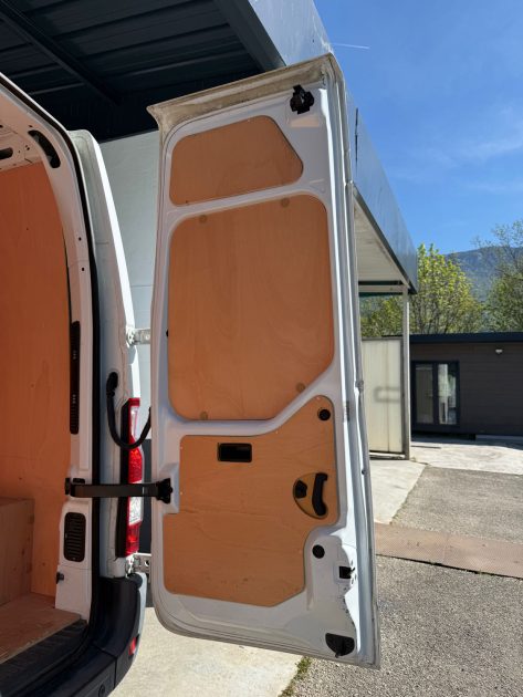 Renault Master 3 L2H2 2.3 dci 135ch Energy Grand Confort - Suivi et Entretenu